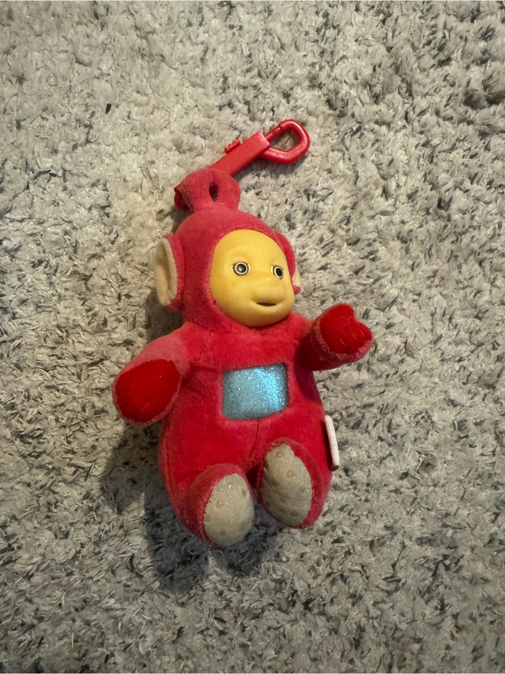 Vintage Red Plush Po Teletubby-Style Clip-On Keychain Toy with Sparkle Panel
